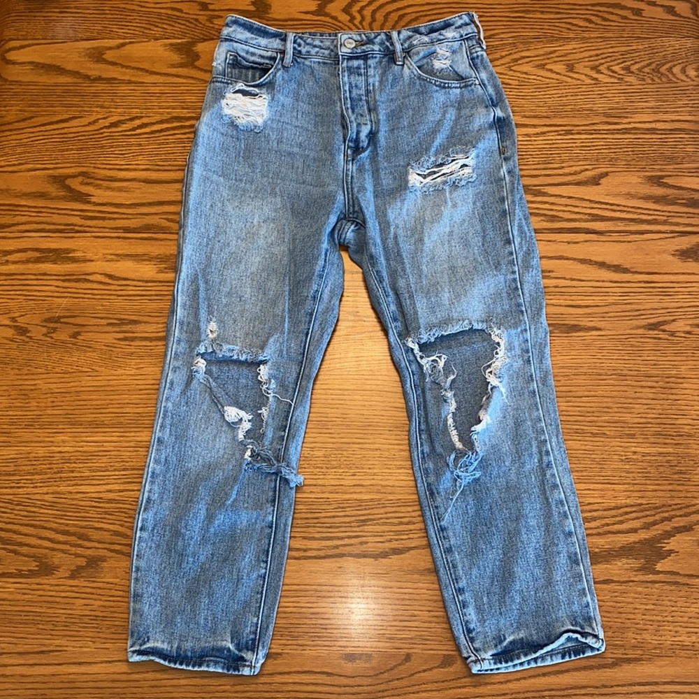 Pacsun- ripped mom Jean Sz 27